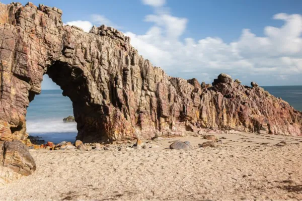 PEDRA FURADA JERICOACOARA